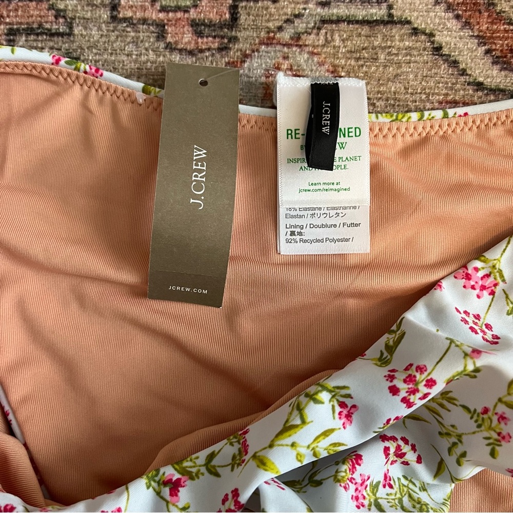 J. Crew Curved Waist Cheeky Bikini Bottom In Cloud Meadow Floral Size Medium NWT - Picture 4 of 8